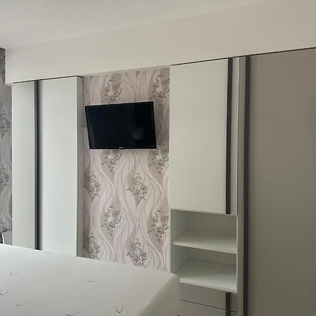 сарафово лукс гарден първа линия * Burgas