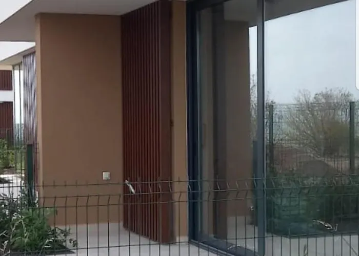 Апартамент сарафово лукс гарден първа линия *