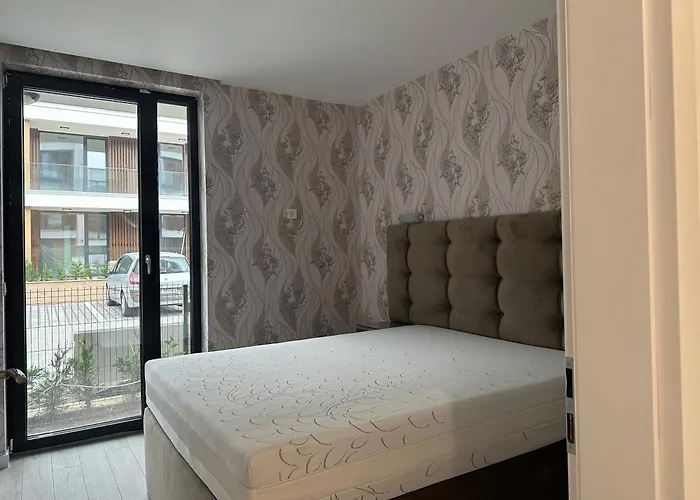 сарафово лукс гарден първа линия Бургас